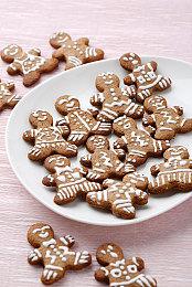 PS5公布阵容预告片 《最终幻想16》至少独占6个月